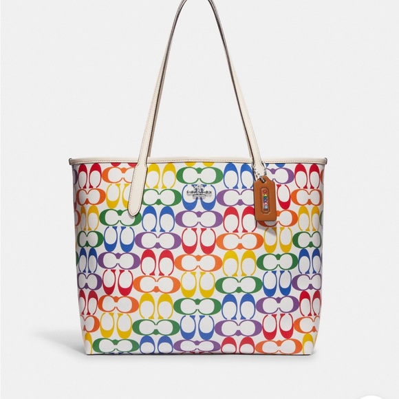 β€οΈπ§‘ππππ Reversible COACH CITY TOTE PRIDE β€οΈπ§‘ππππ - Picture 5 of 6